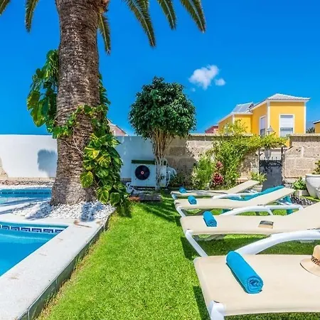 Villa Playa De Fanabe Sleeps 8 Pool Air Con Costa Adeje (Tenerife)