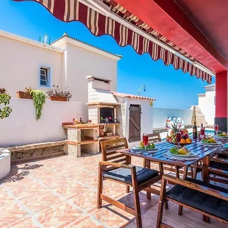 Playa De Fanabe Sleeps 8 Pool Air Con Costa Adeje (Tenerife)