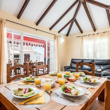 Playa De Fanabe Sleeps 8 Pool Air Con * Costa Adeje (Tenerife)